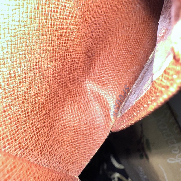 Louis Vuitton wallet - Picture 5 of 5